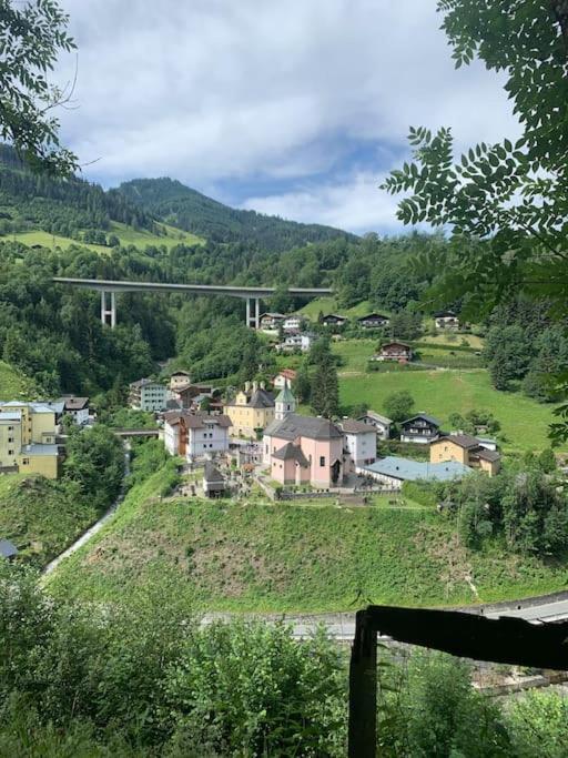 Kleine Alpenhuette In Lend 2024 Neben Der Salzach Vila Exterior foto