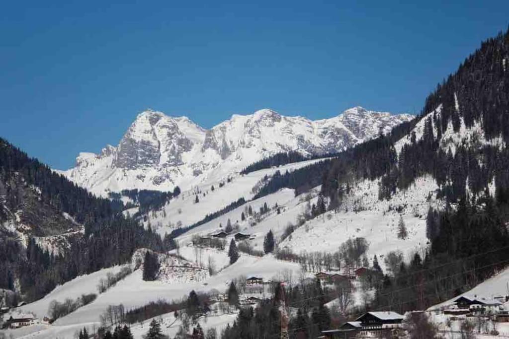Kleine Alpenhuette In Lend 2024 Neben Der Salzach Vila Exterior foto